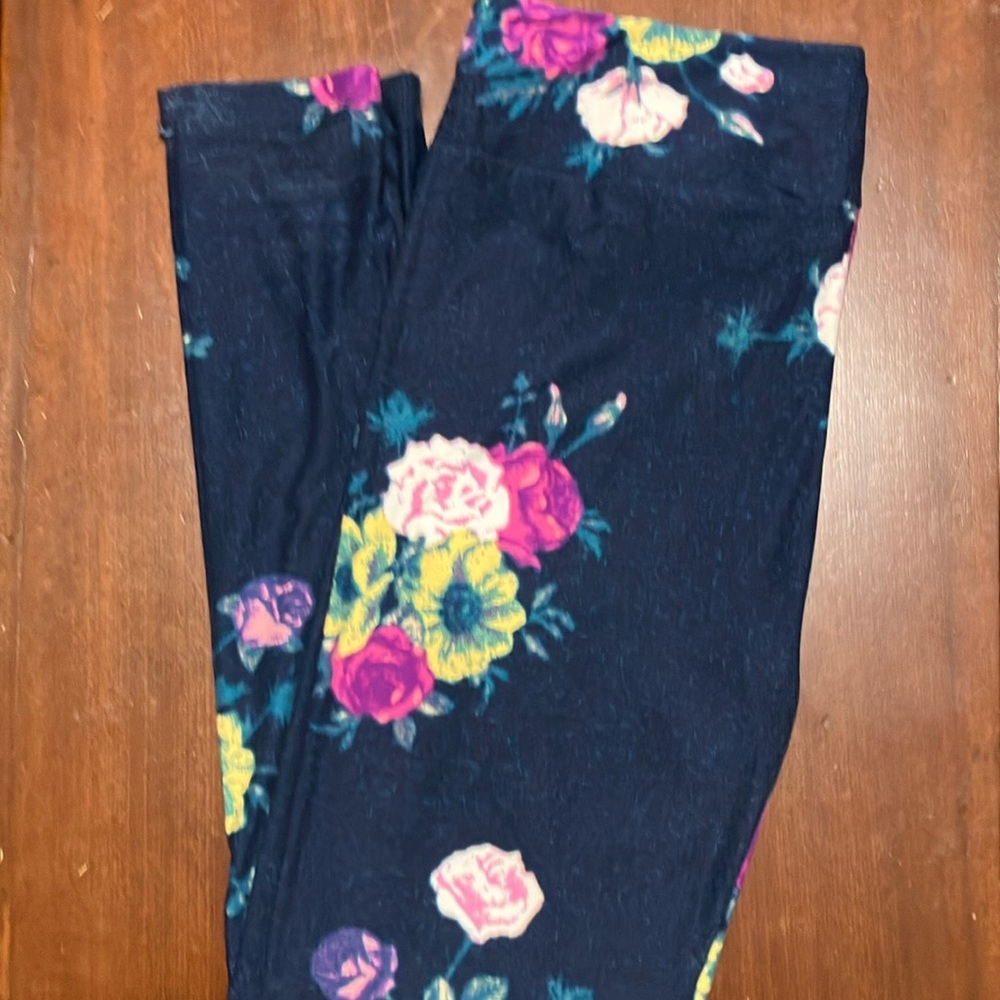 LuLaRoe TC Leggings C01